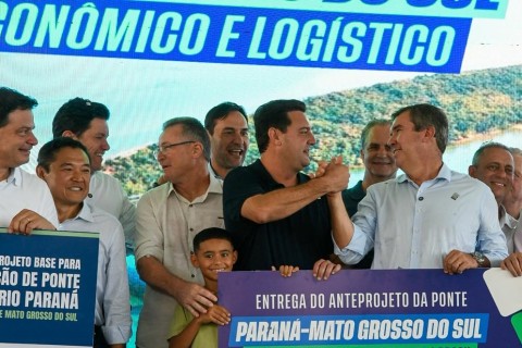 Encontro entre governadores marca entrega de anteprojeto de ponte entre MS e Paraná